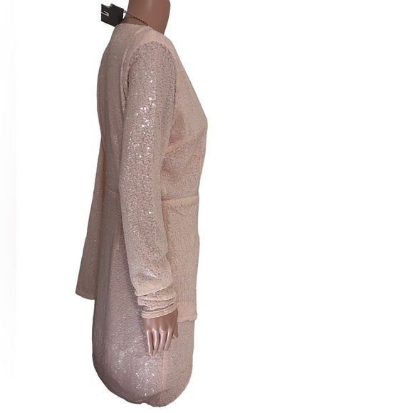 Tobi Georgia Peach Sequins Party Deep V Mini Dress - Picture 7 of 14